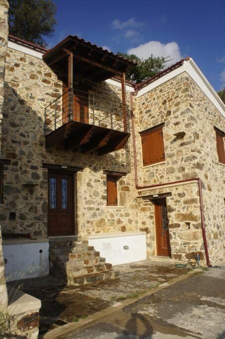 Alegria Stone House Villa Amigdhalokefali Bagian luar foto