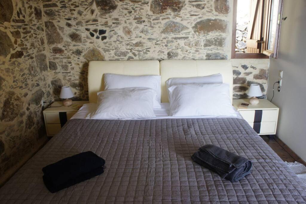 Alegria Stone House Villa Amigdhalokefali Bagian luar foto