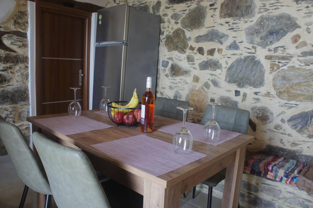 Alegria Stone House Villa Amigdhalokefali Bagian luar foto